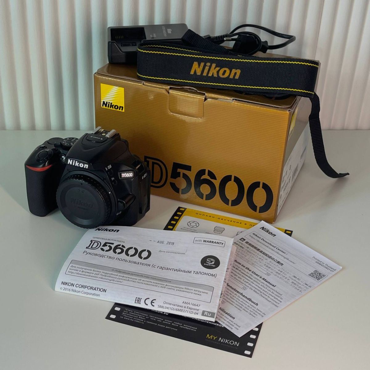 Nikon D5600 body — фото 4