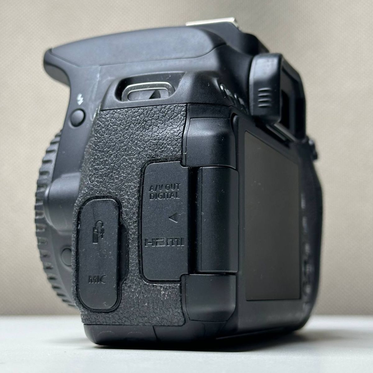 Canon 650D body — фото 2