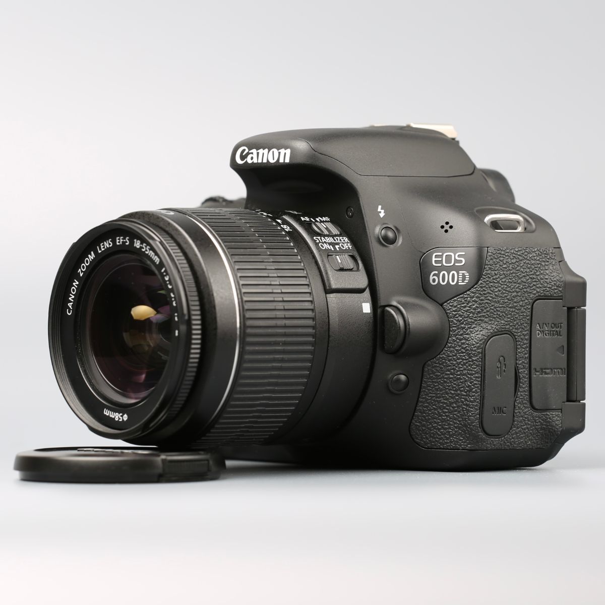 Canon 600D kit 18-55mmm — фото 1