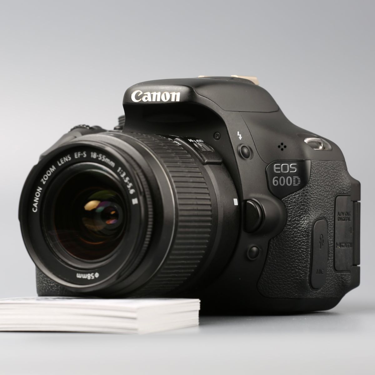 Canon 600D kit 18-55mm — фото 1