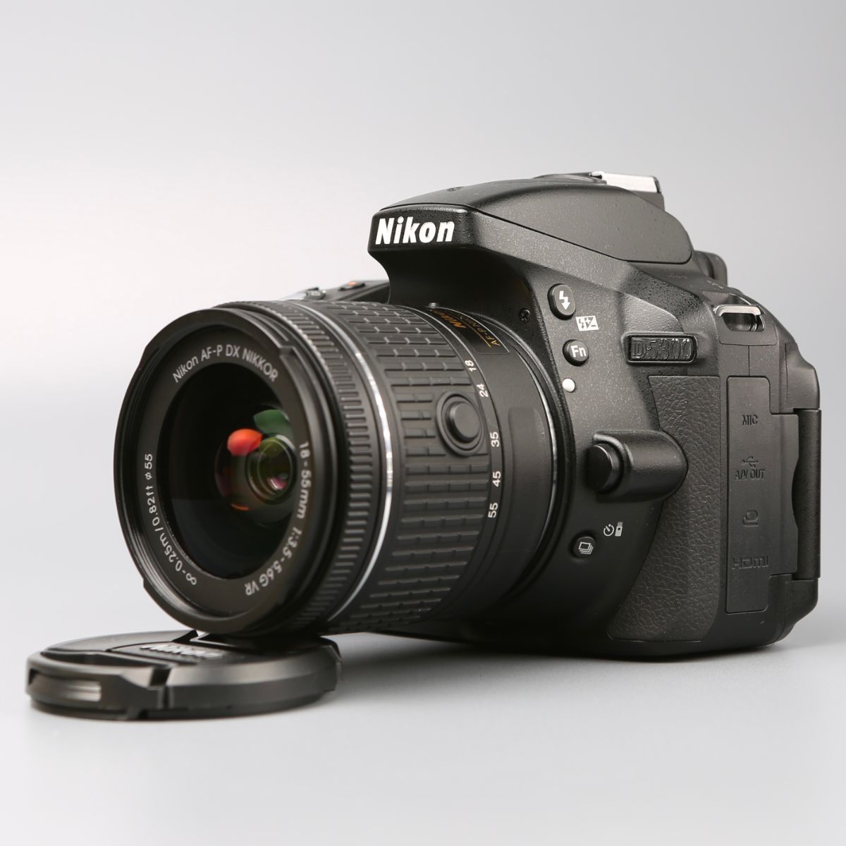Nikon D5300 kit 18-55mm — фото 1