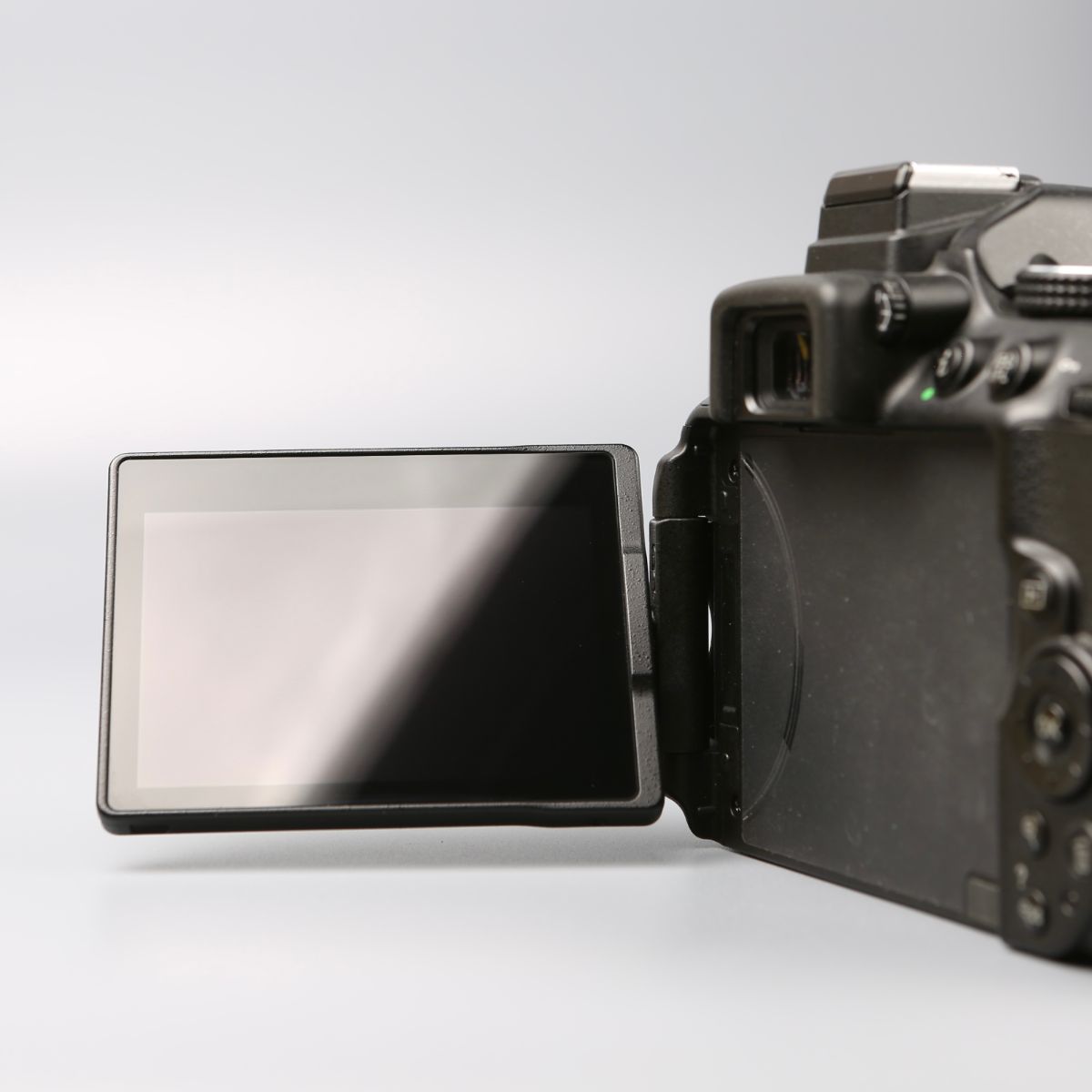 Nikon D5300 kit 18-55mm — фото 7