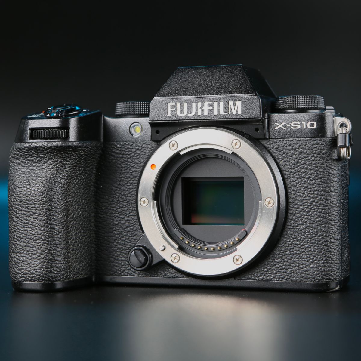 Fujifilm X-S10 body — фото 9