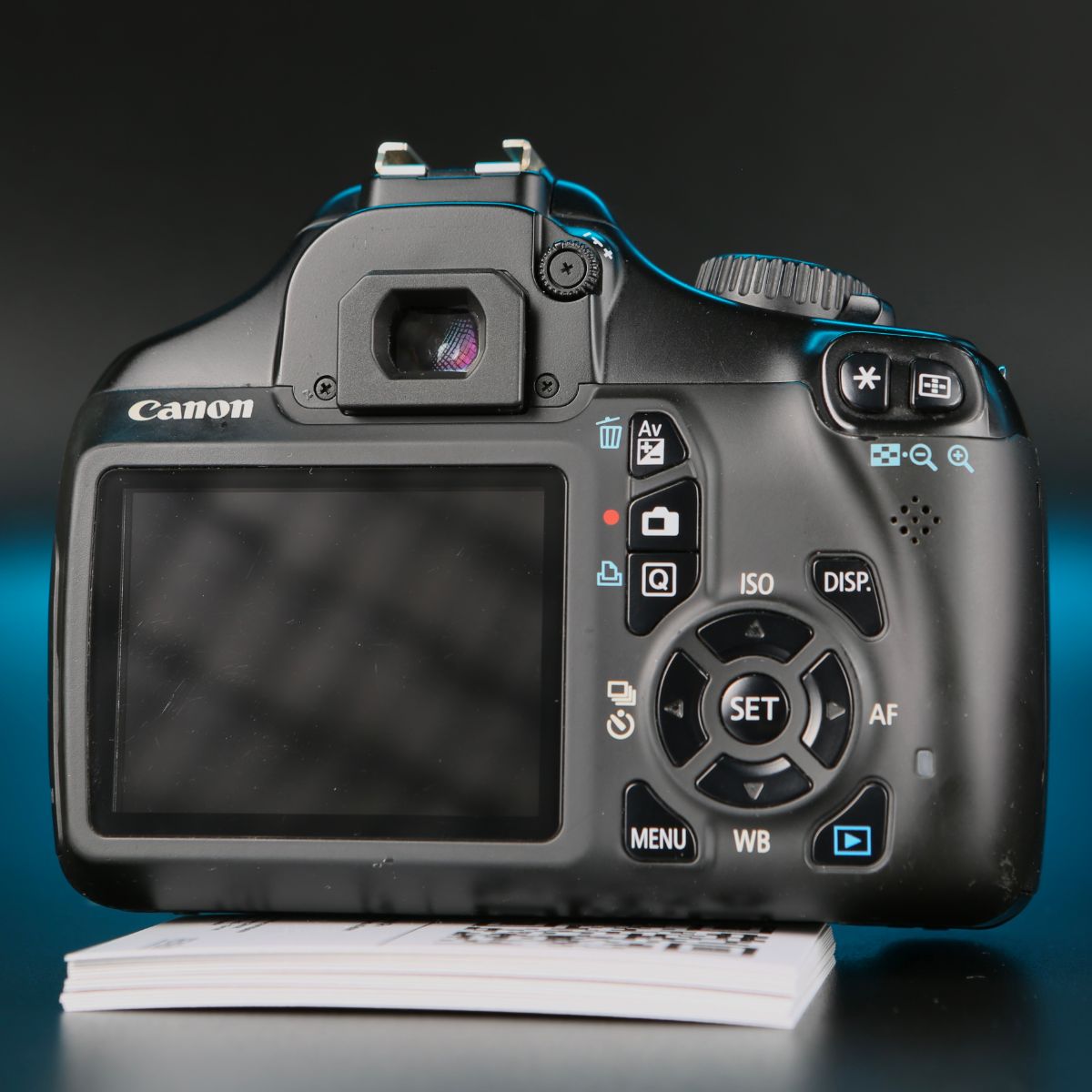Canon 1100D kit 18-55mm — фото 6