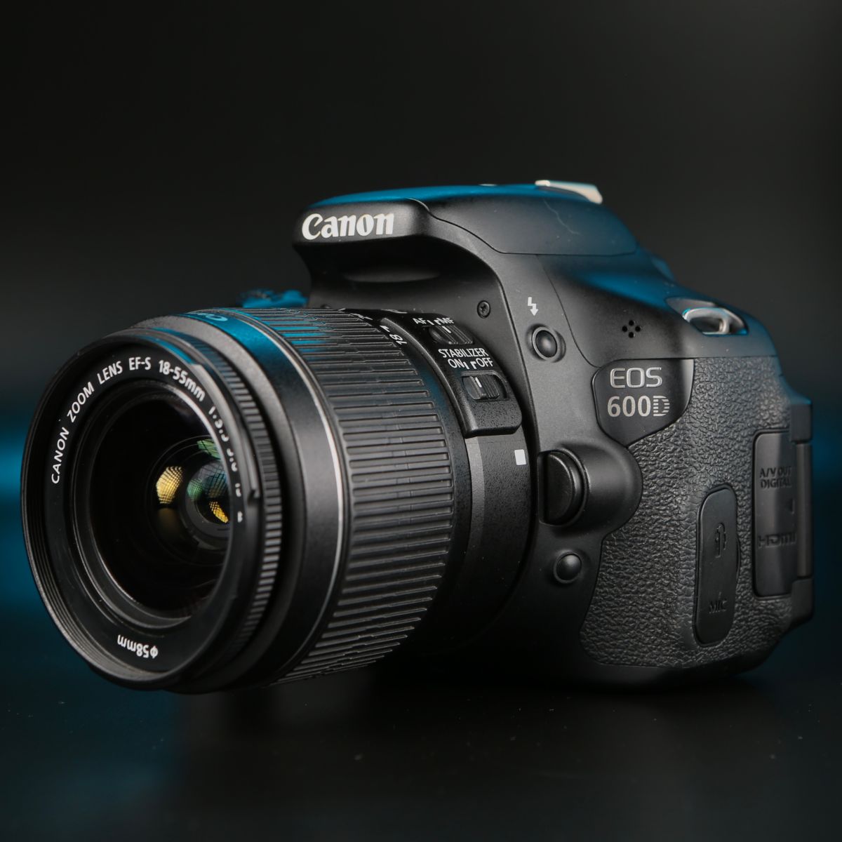 Canon 600D kit 18-55mm — фото 1