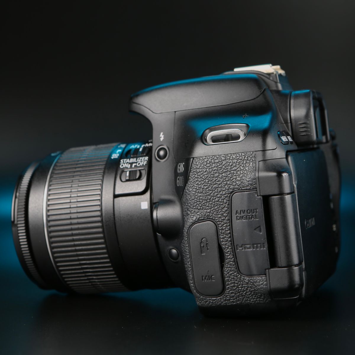 Canon 600D kit 18-55mm — фото 2