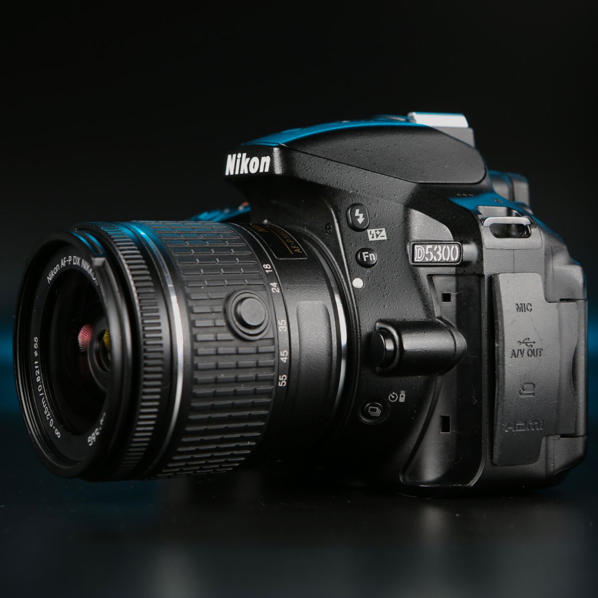 Nikon D5300 kit 18-55mm — фото 1