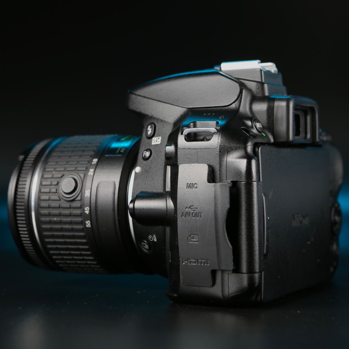 Nikon D5300 kit 18-55mm — фото 3