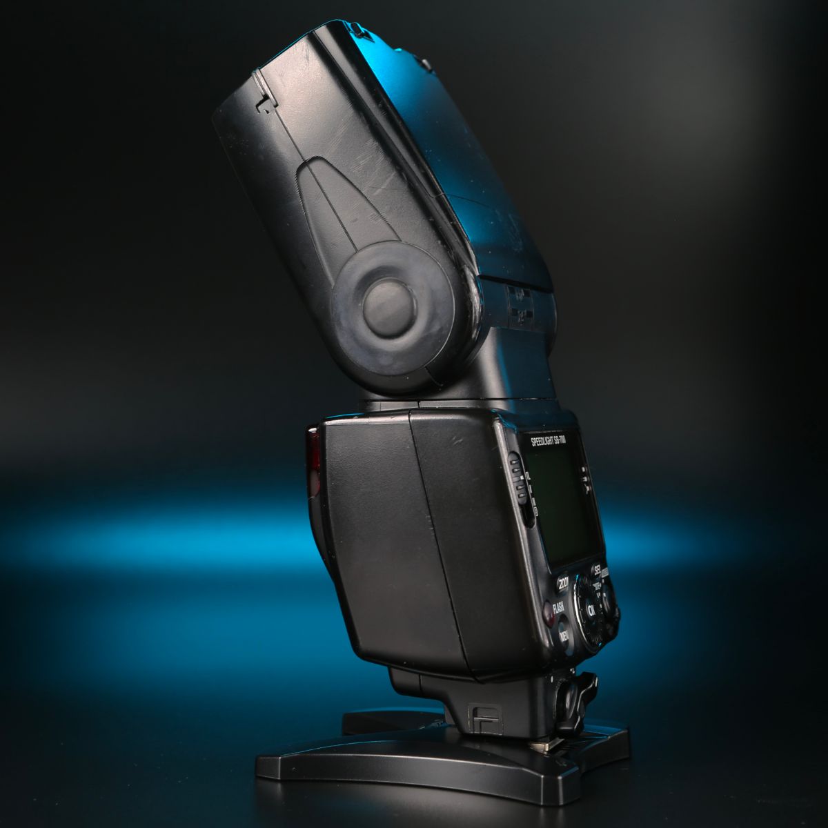 Nikon SB-700 — фото 3