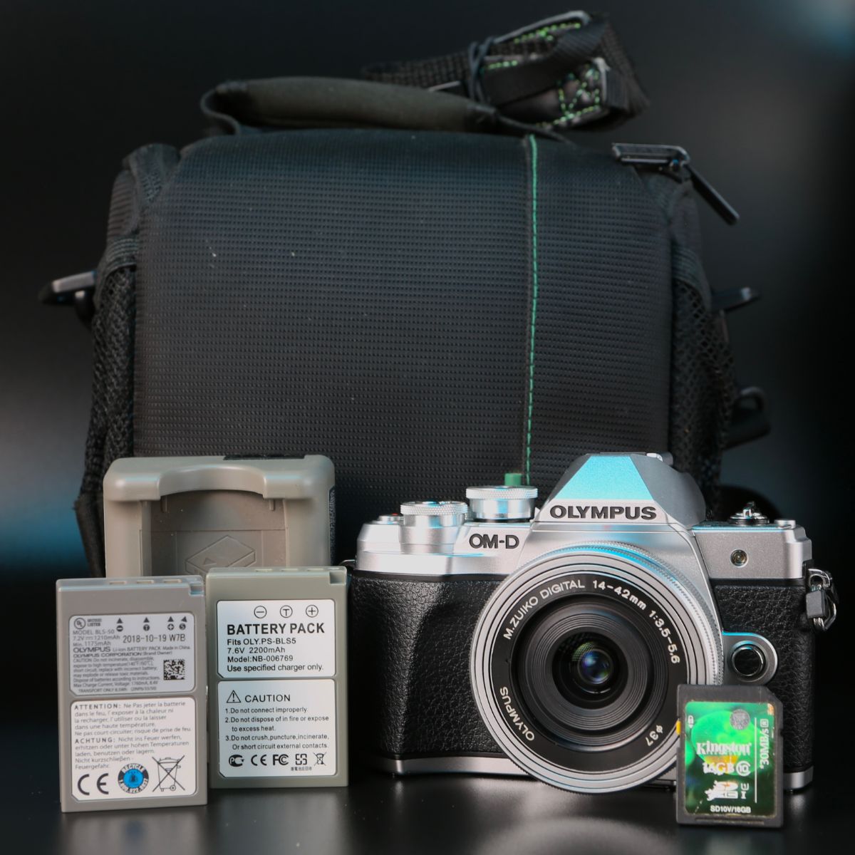 Olympus OM-D E-M10 Mark III kit 14-42mm — фото 10