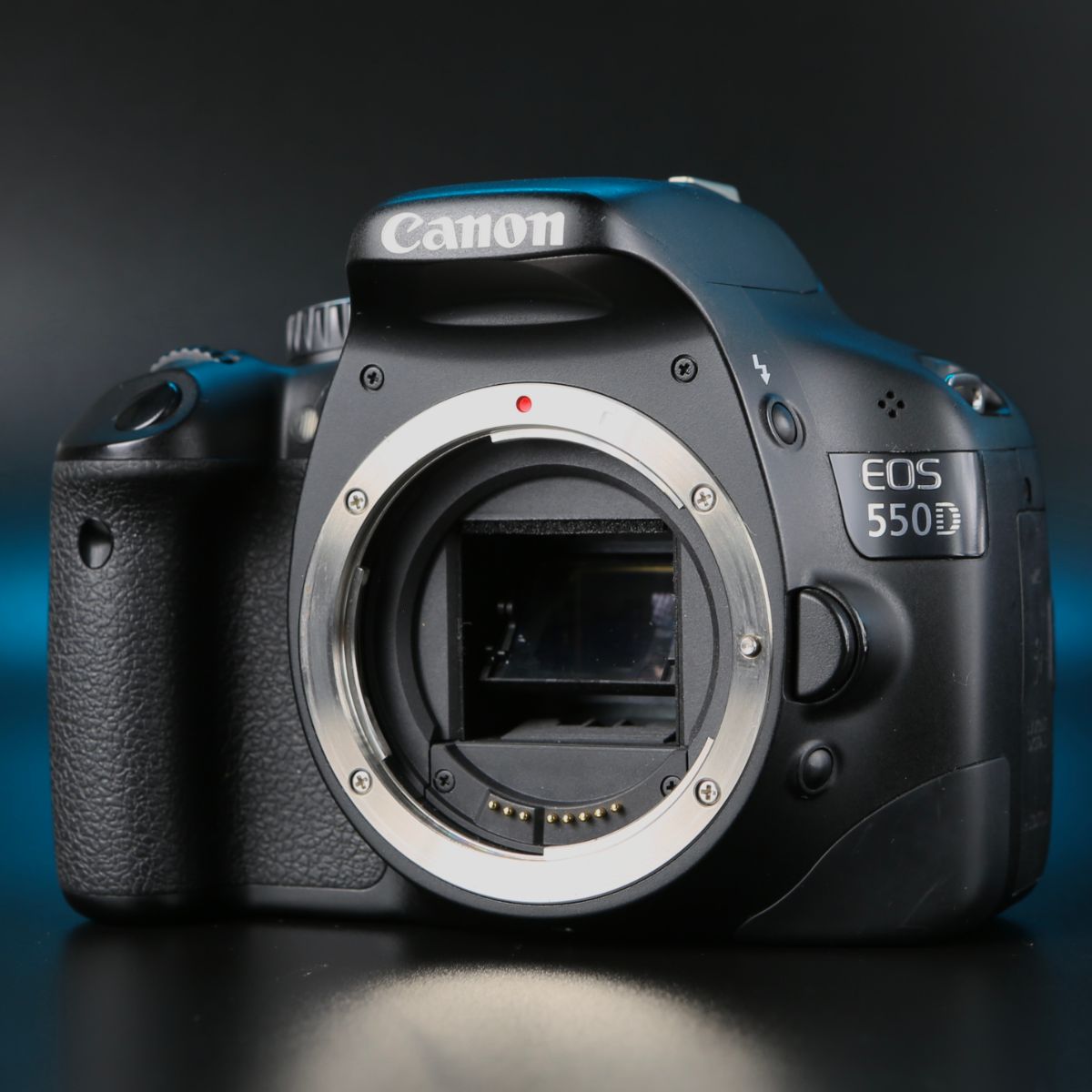 Canon 550D body — фото 8