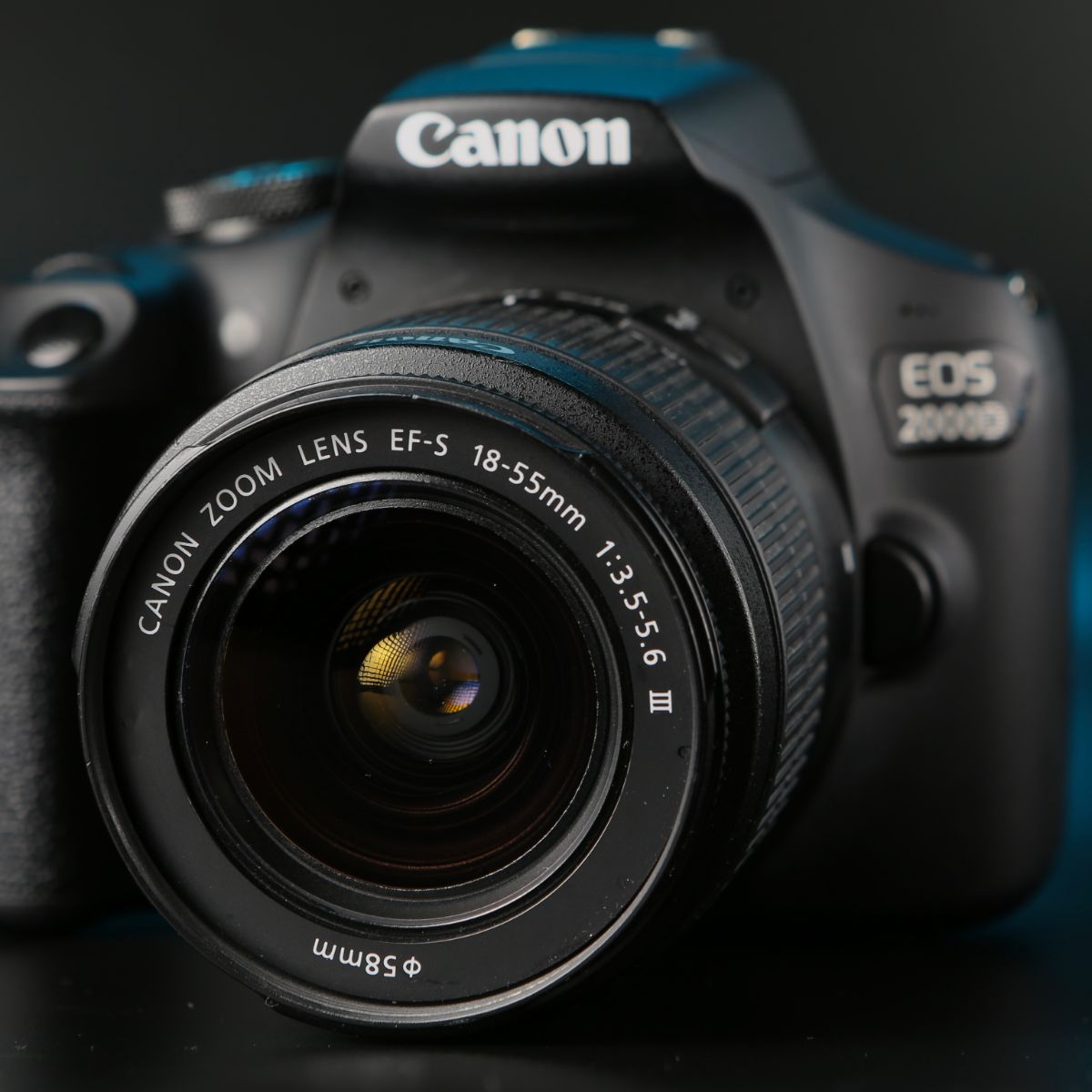Canon 2000D kit 18-55mm — фото 6