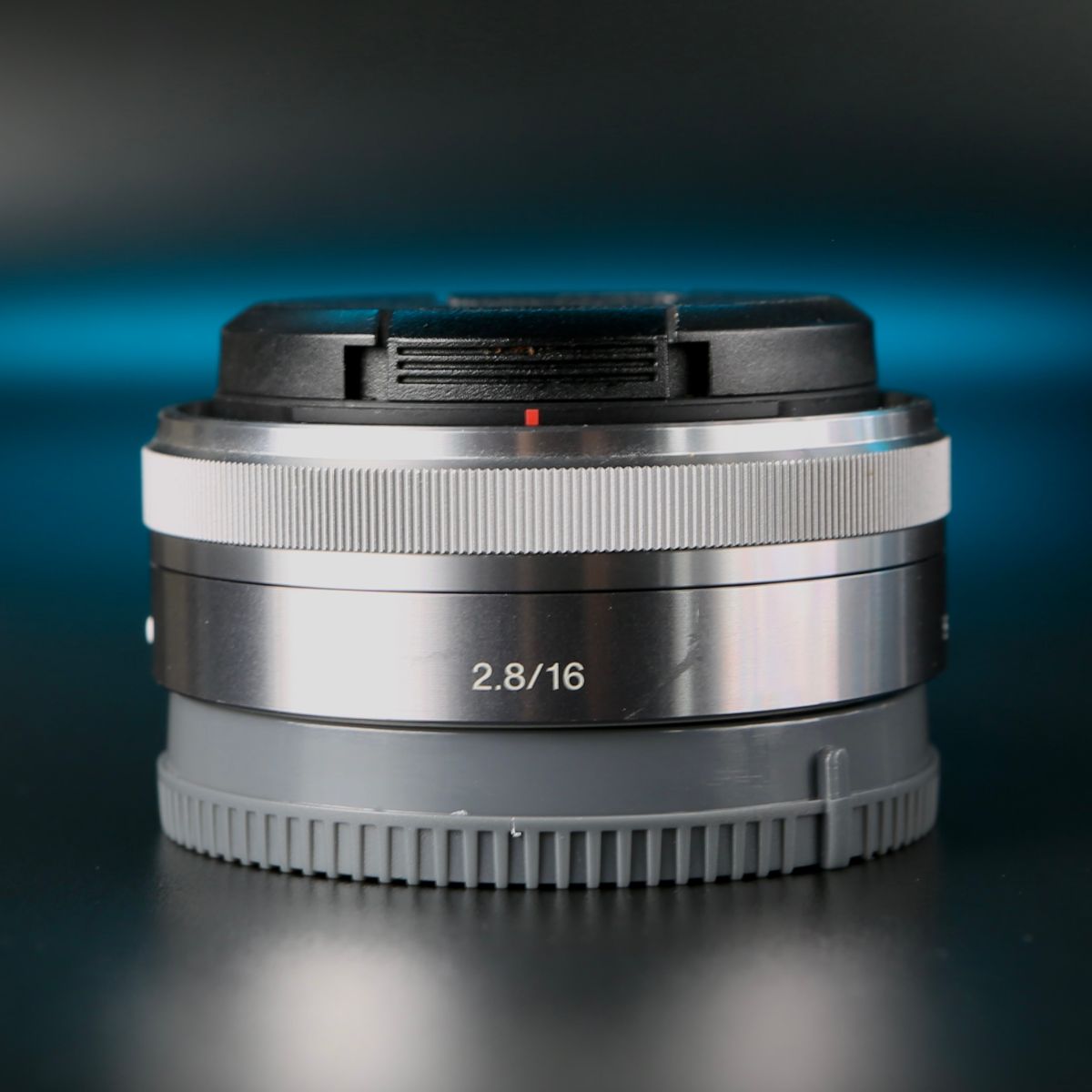 Sony E 16mm 2.8 — фото 1
