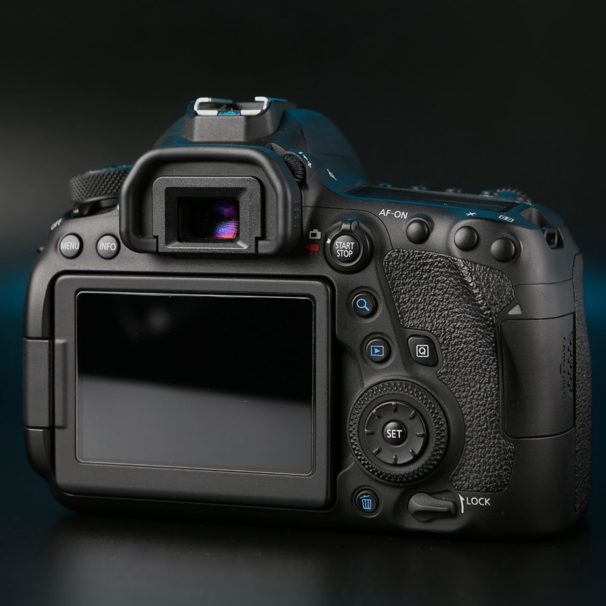 Canon 6D Mark II body — фото 8