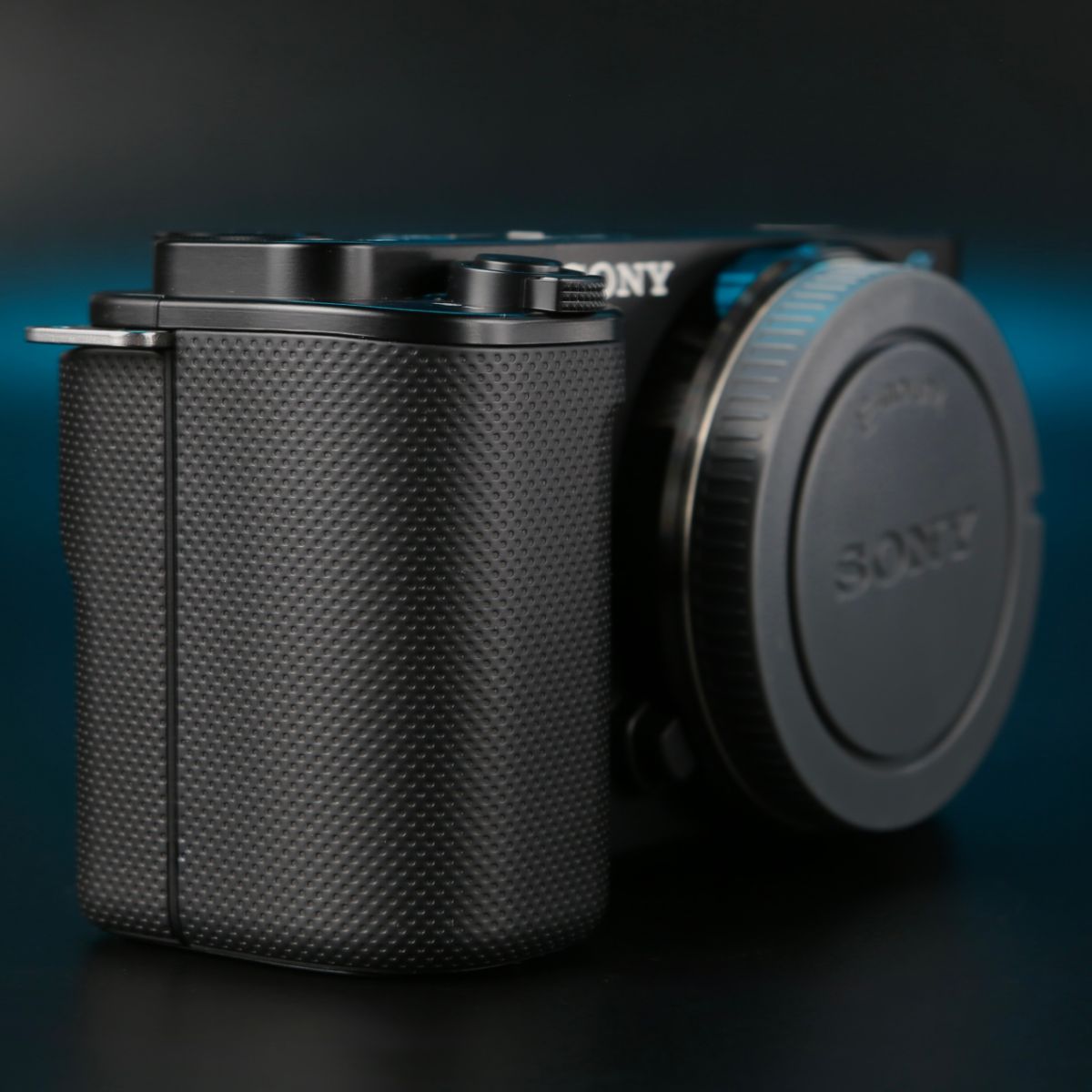 Sony ZV-E10 body — фото 4