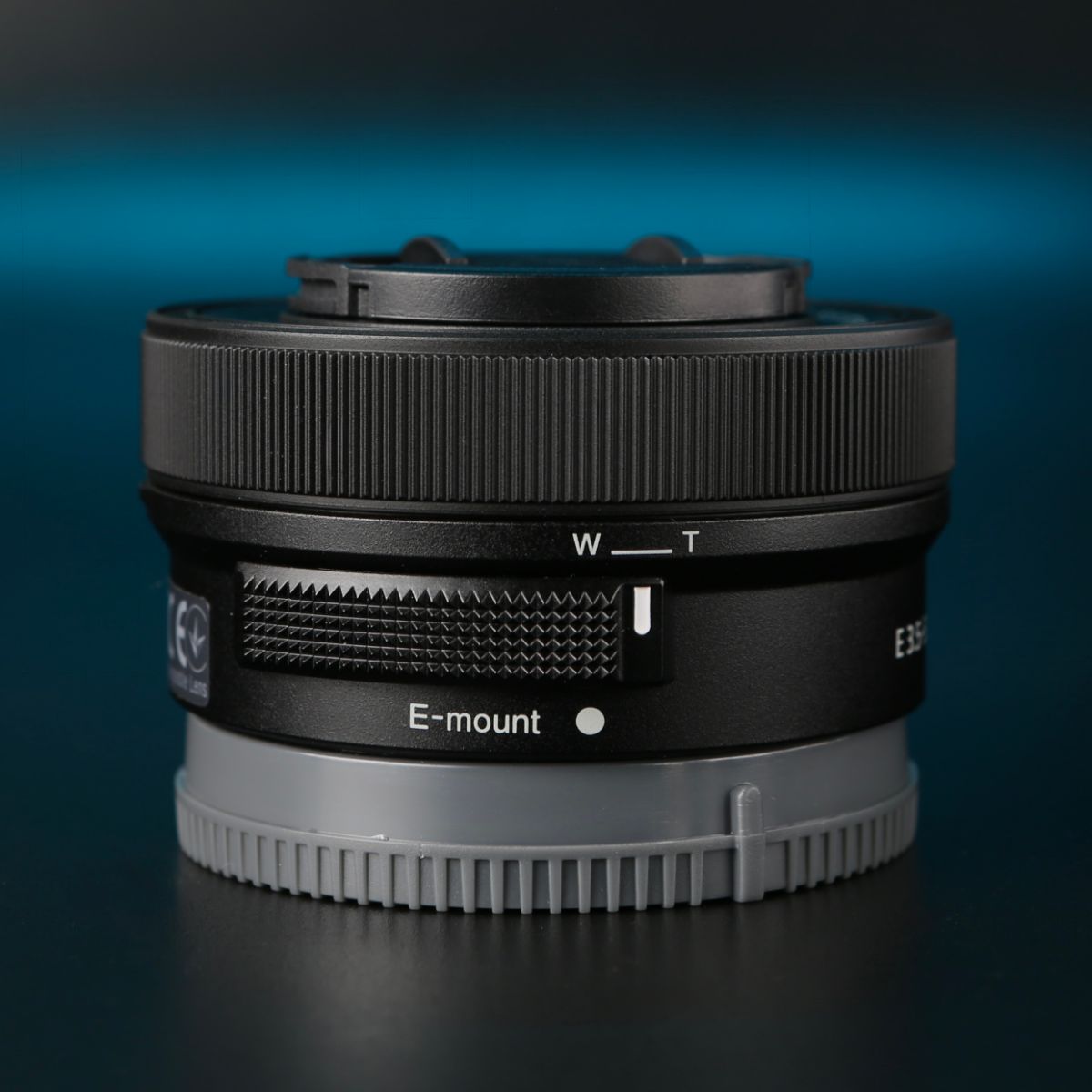 Sony E 16-50mm OSS II — фото 3