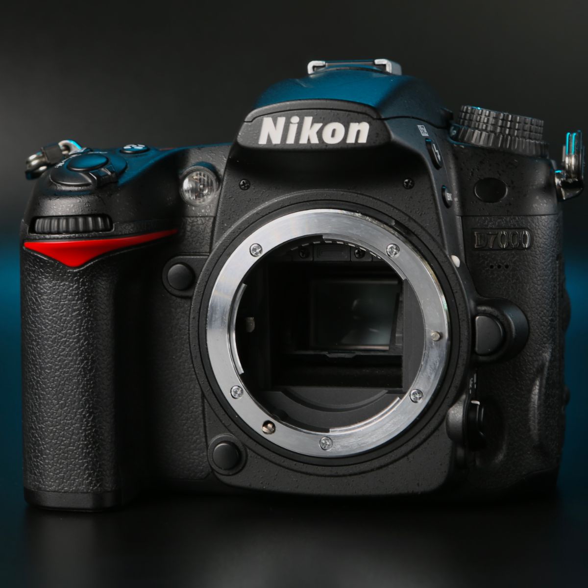 Nikon D7000 body — фото 7